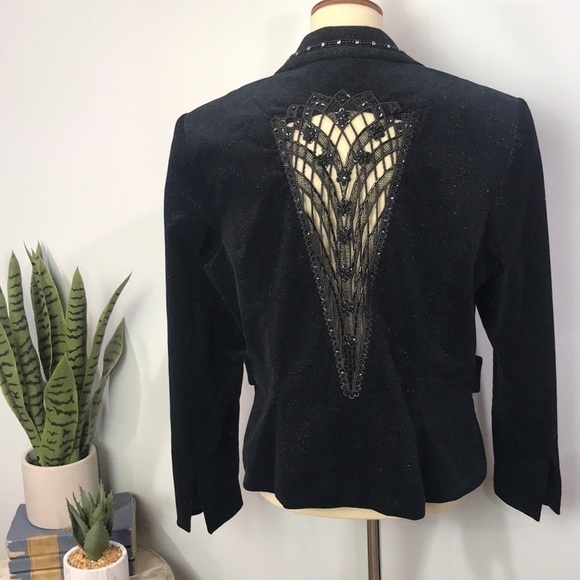 Bisou Bisou Blazer - Picture 5 of 11